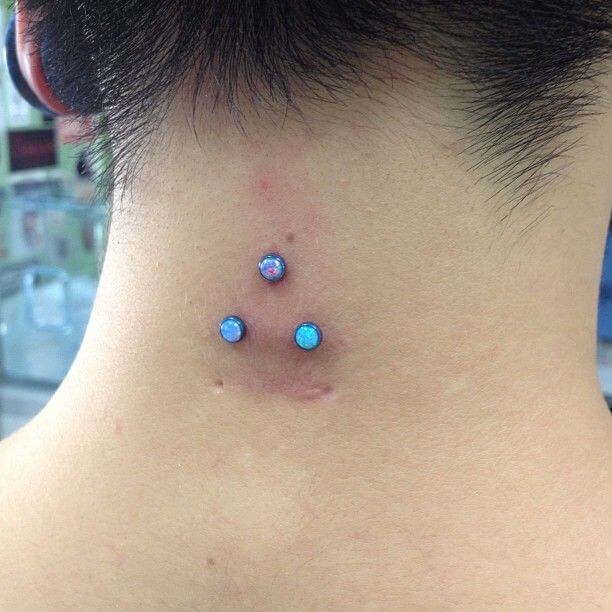 Dermal piercing - Pictures, Removal, Infected Pain, Procedure, After